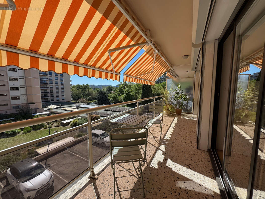 Appartement à AIX-EN-PROVENCE