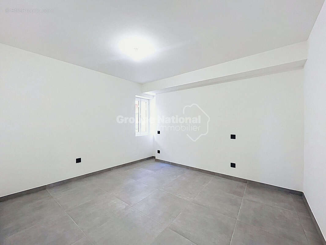 Appartement à AUBIGNAN