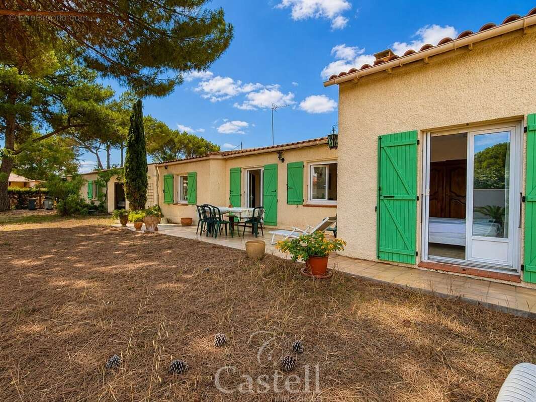 *** villa t4 de plain pied + villa t2 sur parcelle de plus de 1000 m² *** - photo 11