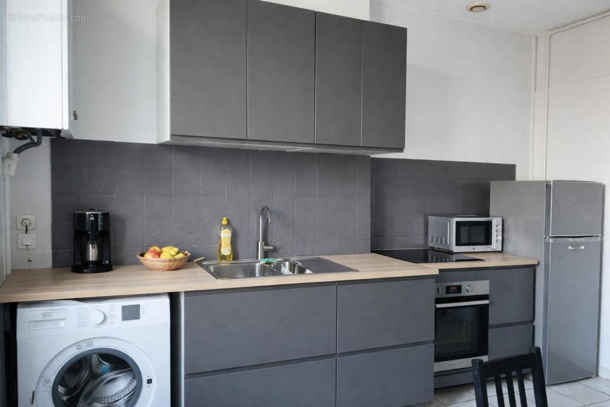 Appartement à SAINT-ETIENNE