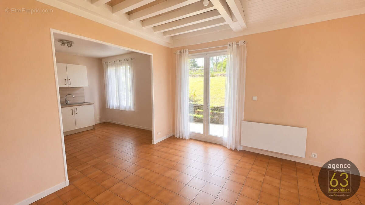 Maison à CHANONAT