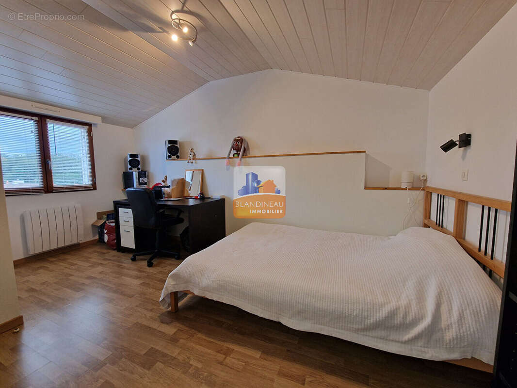 Maison à BOUGUENAIS