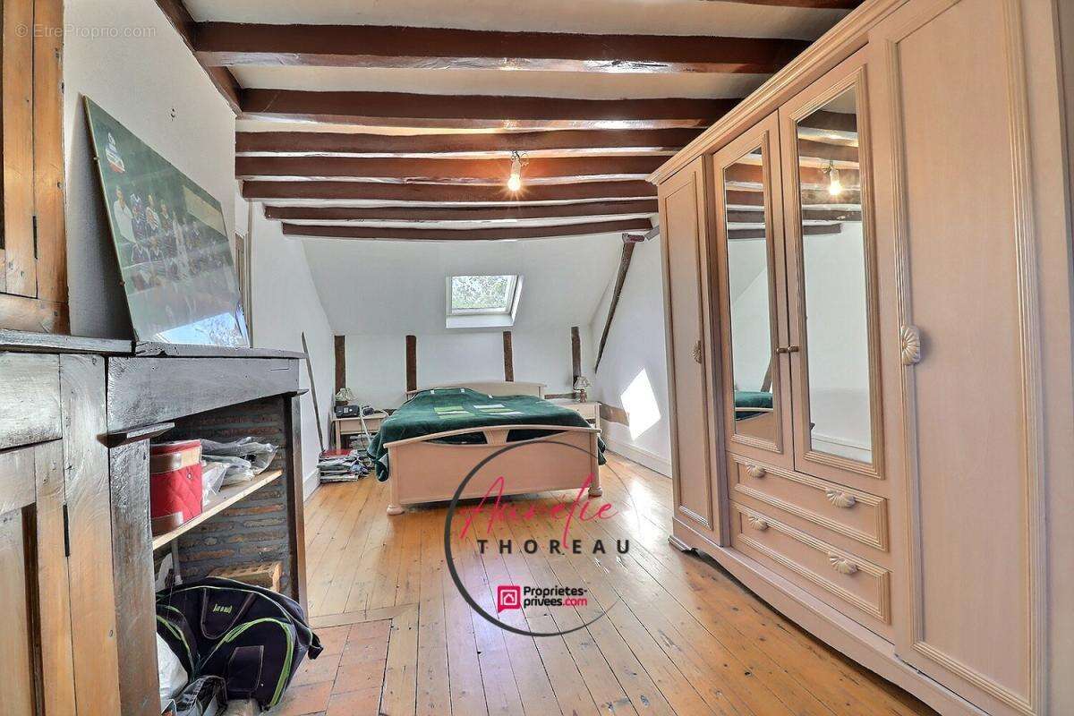 Maison à NEUVILLE-AUX-BOIS