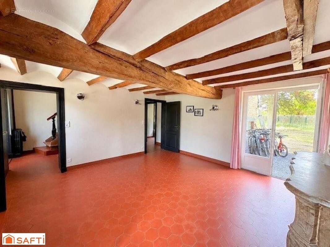 Maison 188 m² à Saint-Amand-Les-Eaux  - photo 4
