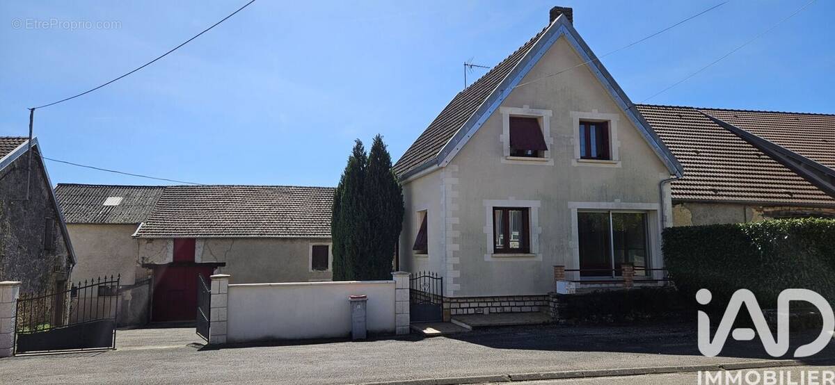 Photo 1 - Maison à FAYL-BILLOT