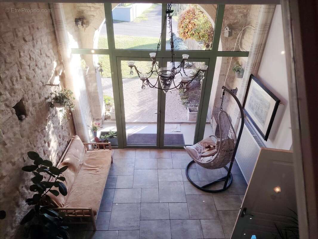 Maison à LA BASSE-VAIVRE