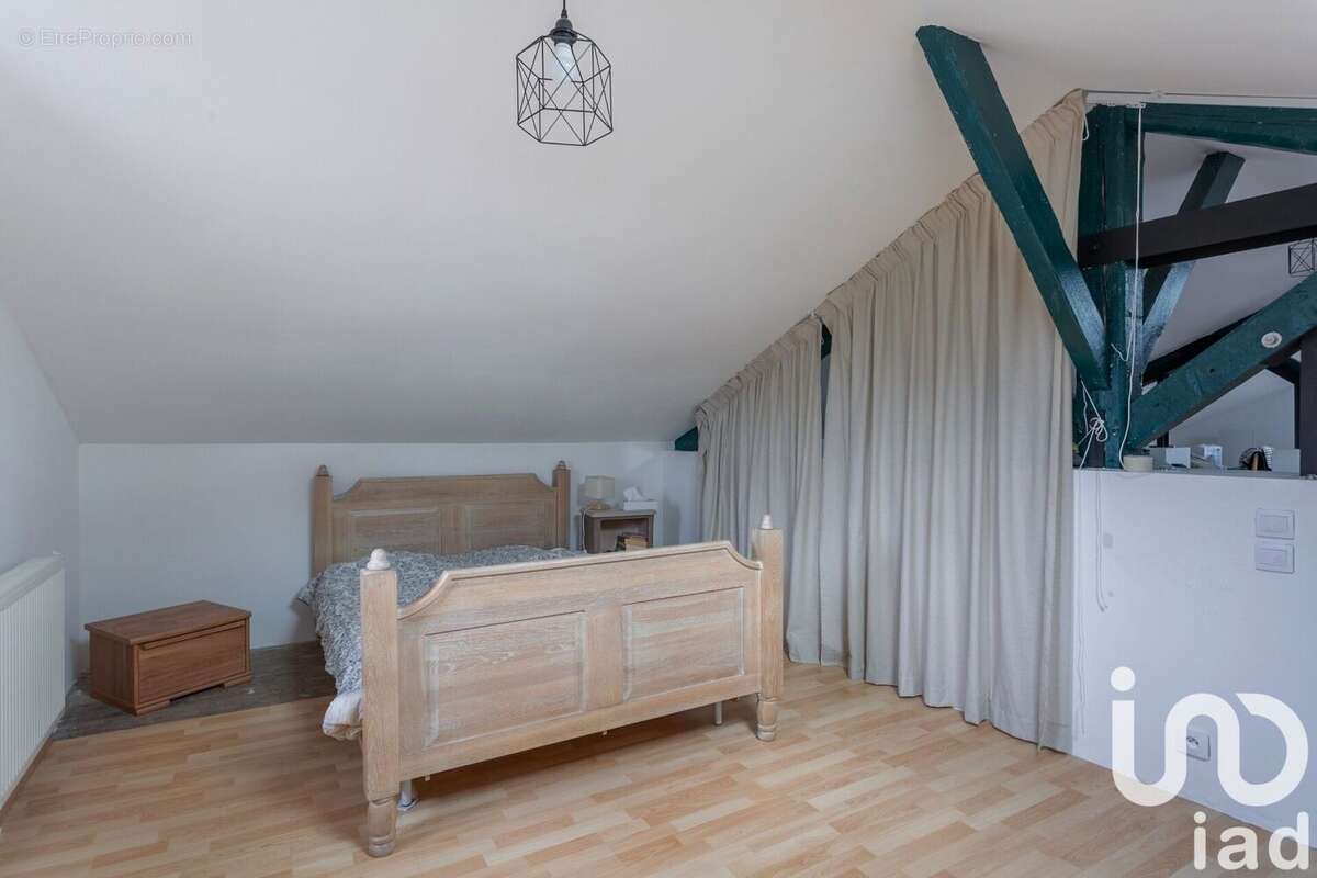 Photo 9 - Maison à CHAMPAGNE-MOUTON