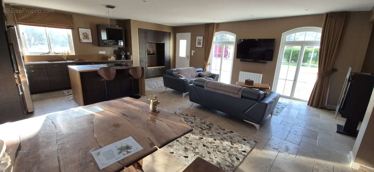 Maison à LA FERTE-SAINT-CYR