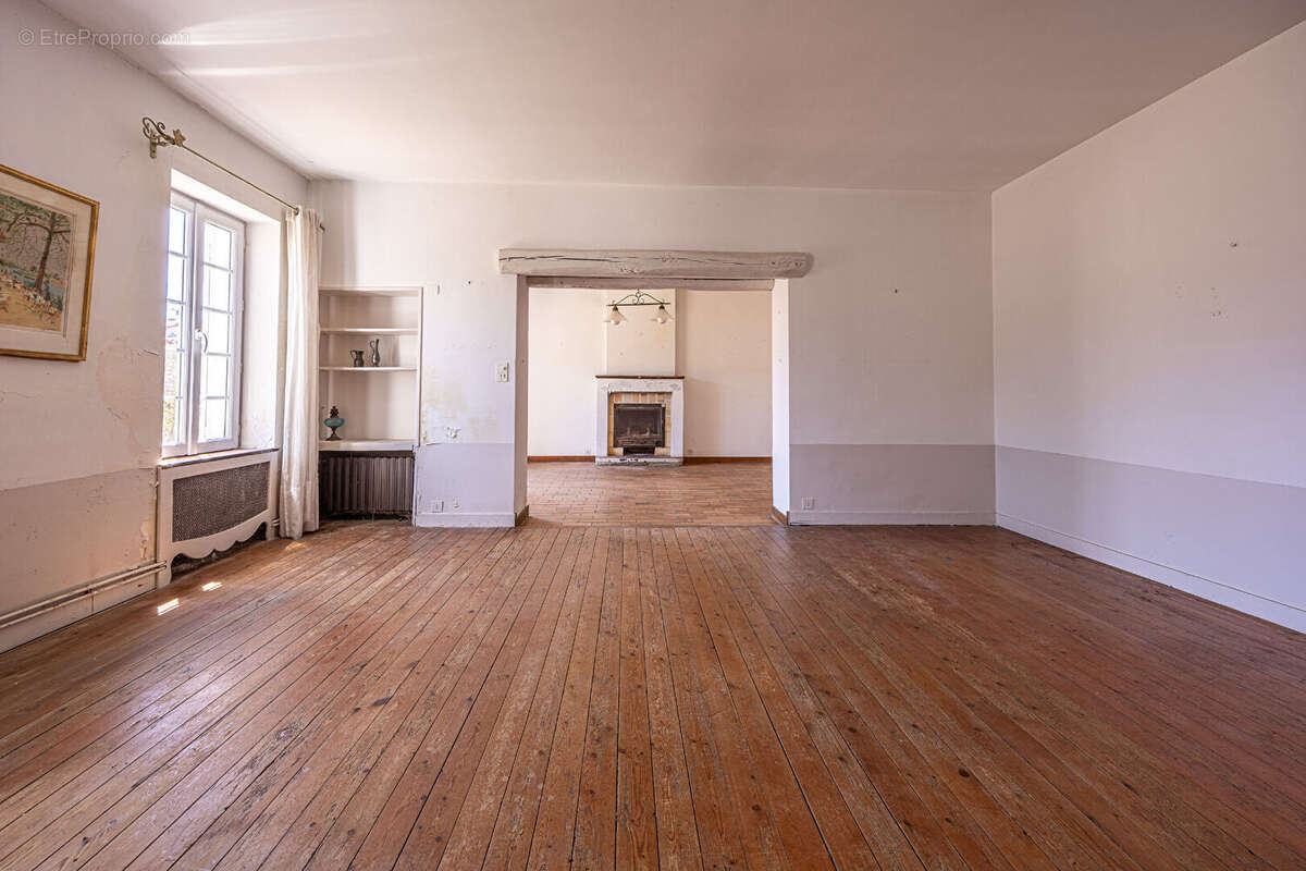 Maison 5 pièces à vendre à Périgny - 330 000 - photo 4