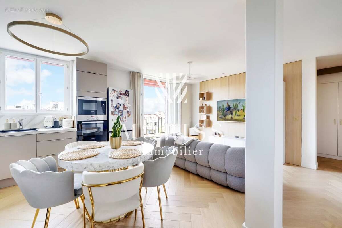 Appartement à PARIS-14E