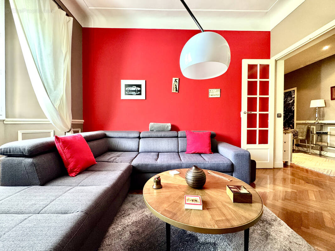 Appartement à MARSEILLE-8E