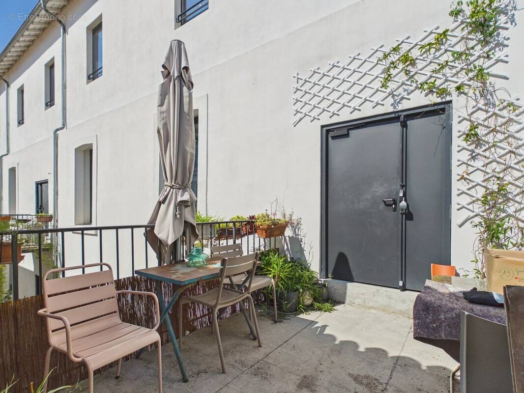 Appartement à MARSEILLE-7E