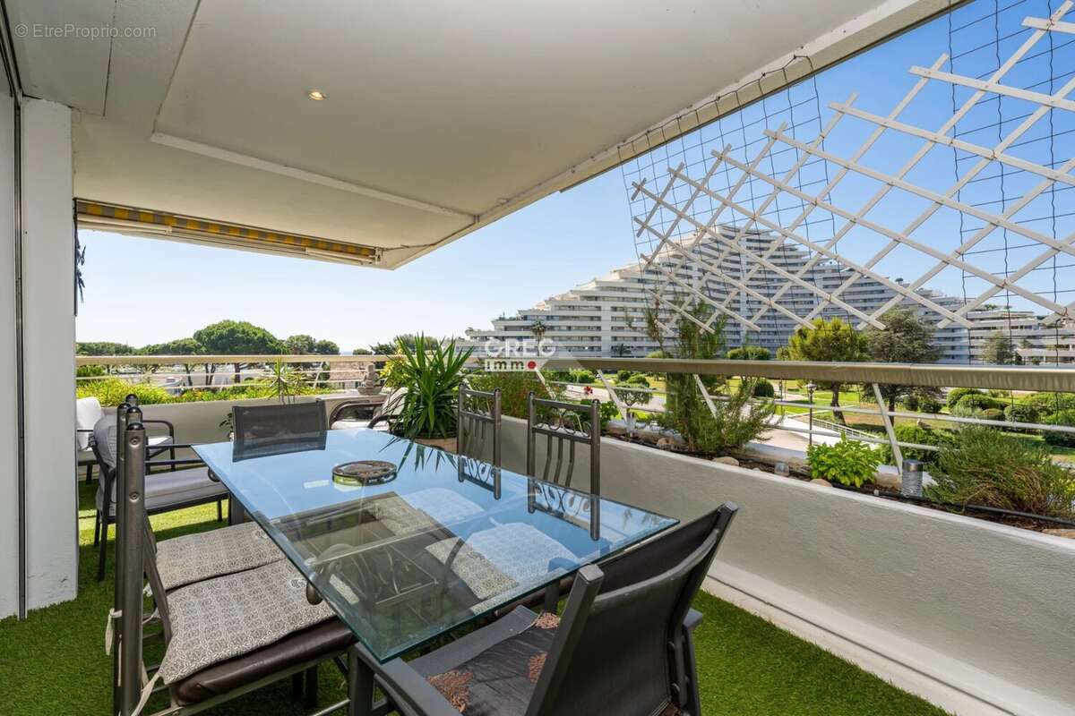Appartement à VILLENEUVE-LOUBET