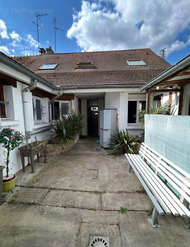 Appartement à COMPIEGNE