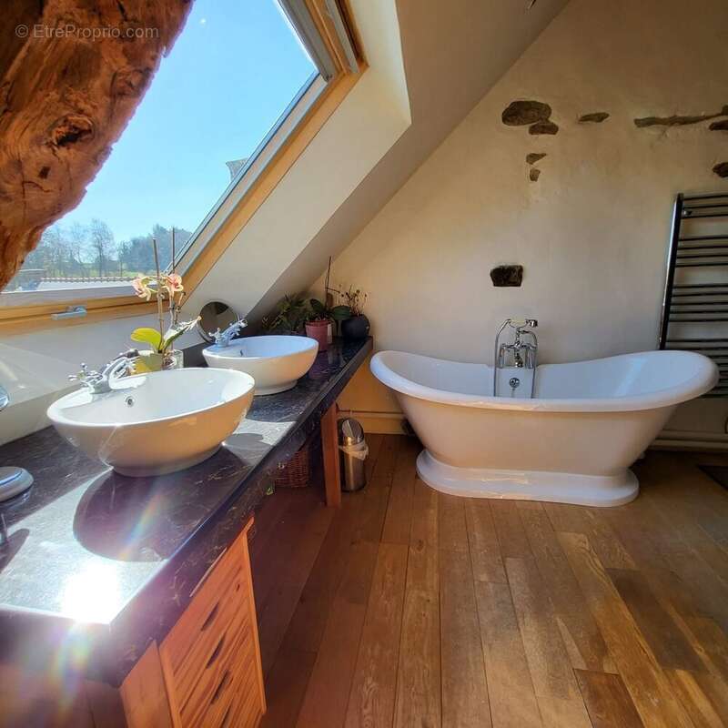 Maison à GUERN