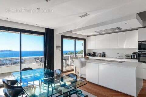 Appartement à MARSEILLE