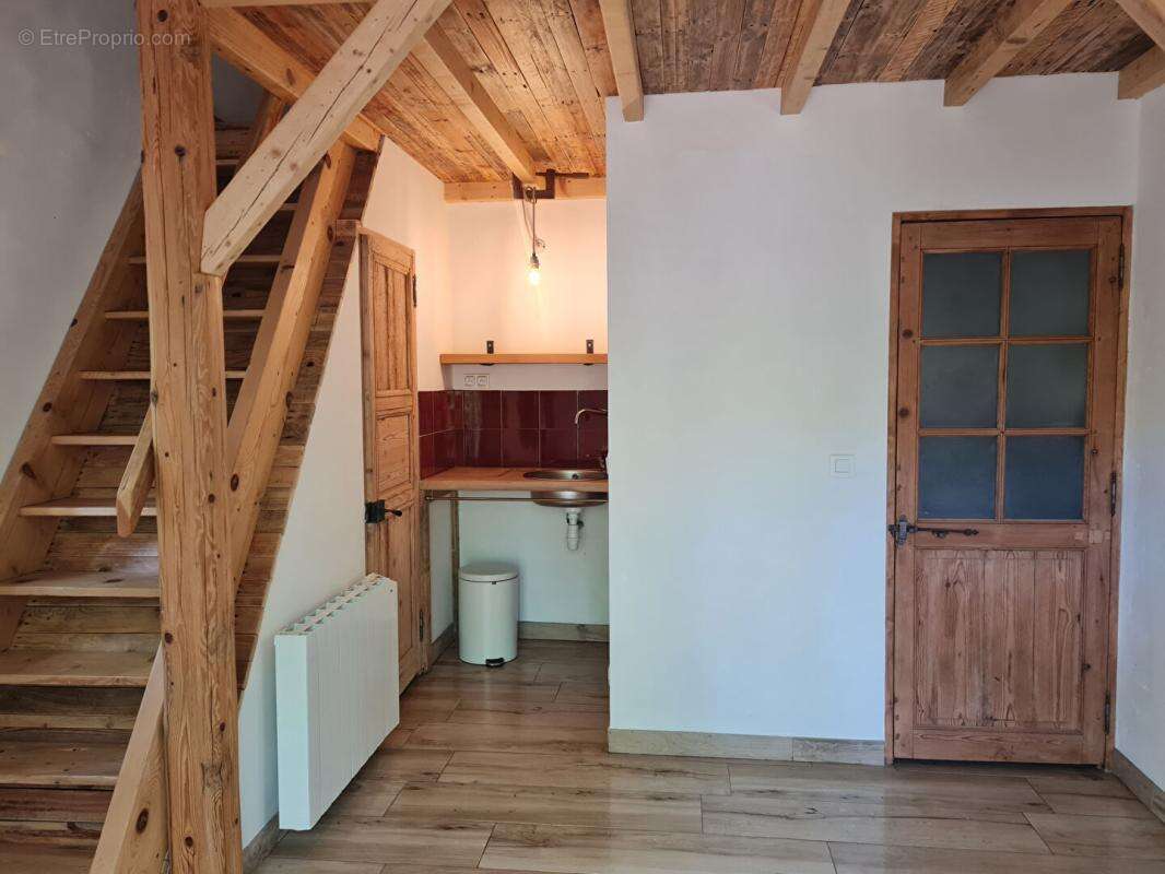 Maison 86 m² plus studio  avec mezzanine independant neuf,  piscine terrain 6000 m² - photo 15