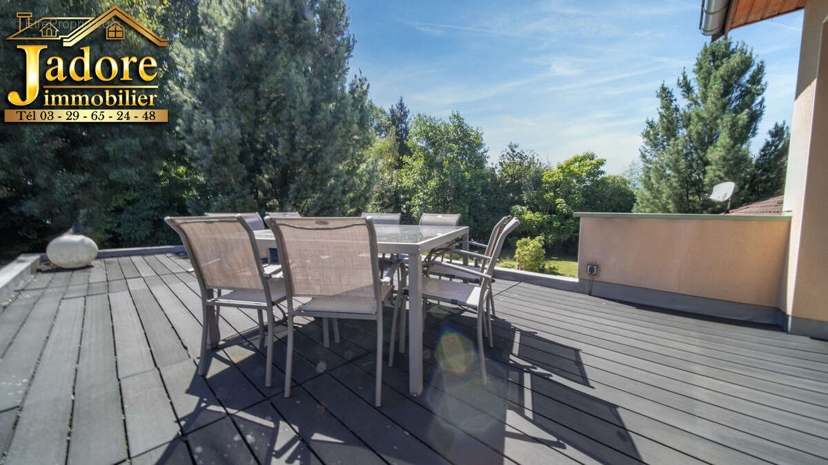 EXCLUSIVITE ! VILLA + Piscine dans cadre magnifique - photo 5