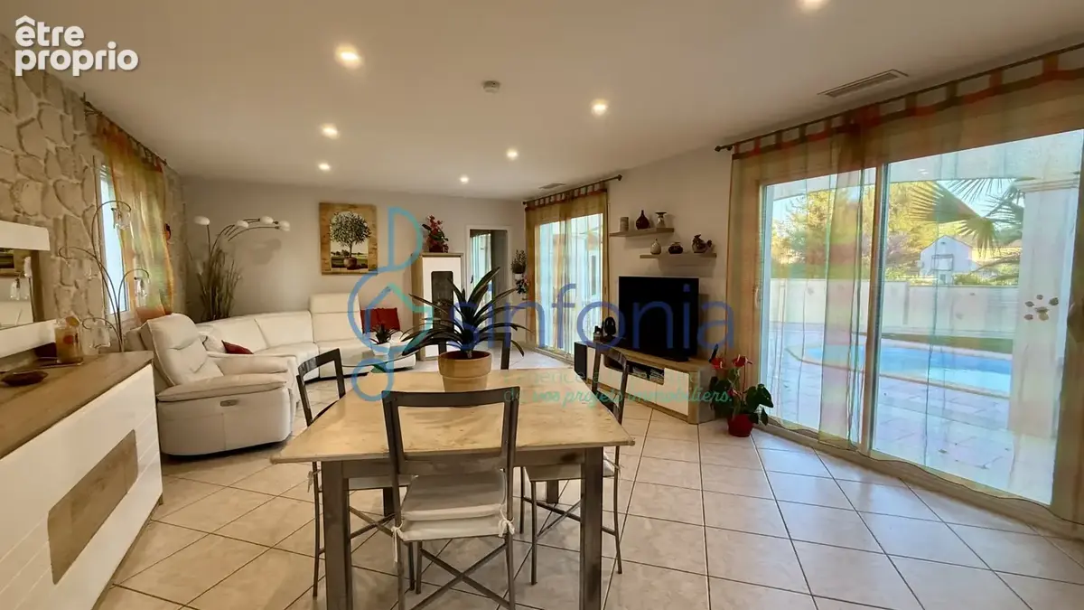 Superbe villa familiale avec piscine et espace professionnel à deux pas d’Uzès - photo 5