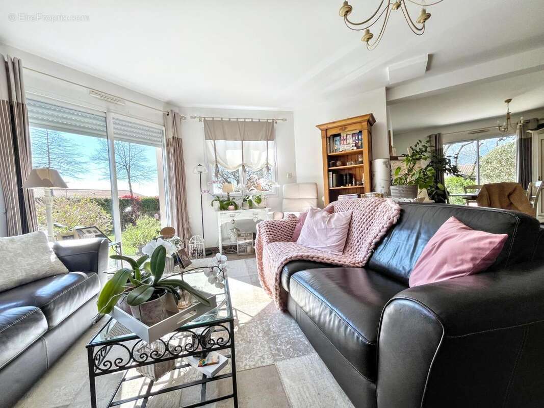 Maison 126 m² à Saint-Pere-En-Retz  - photo 5