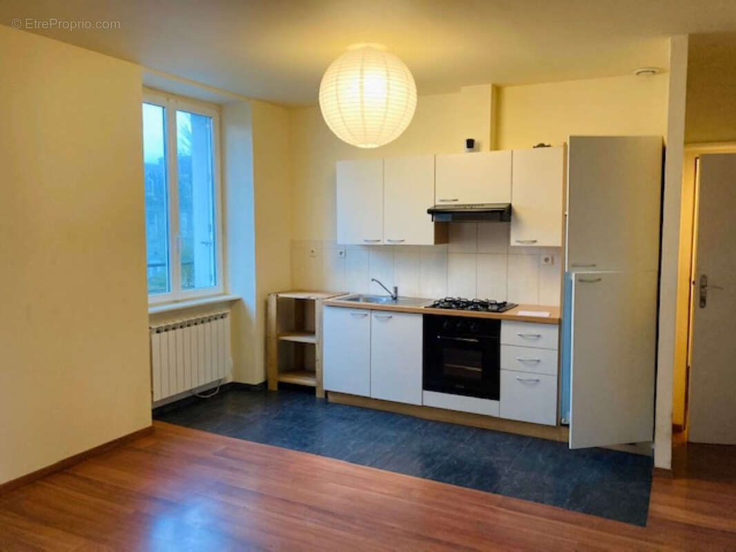 Appartement à COMMANA