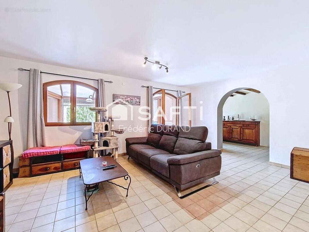 Photo 2 - Maison à CORBAS