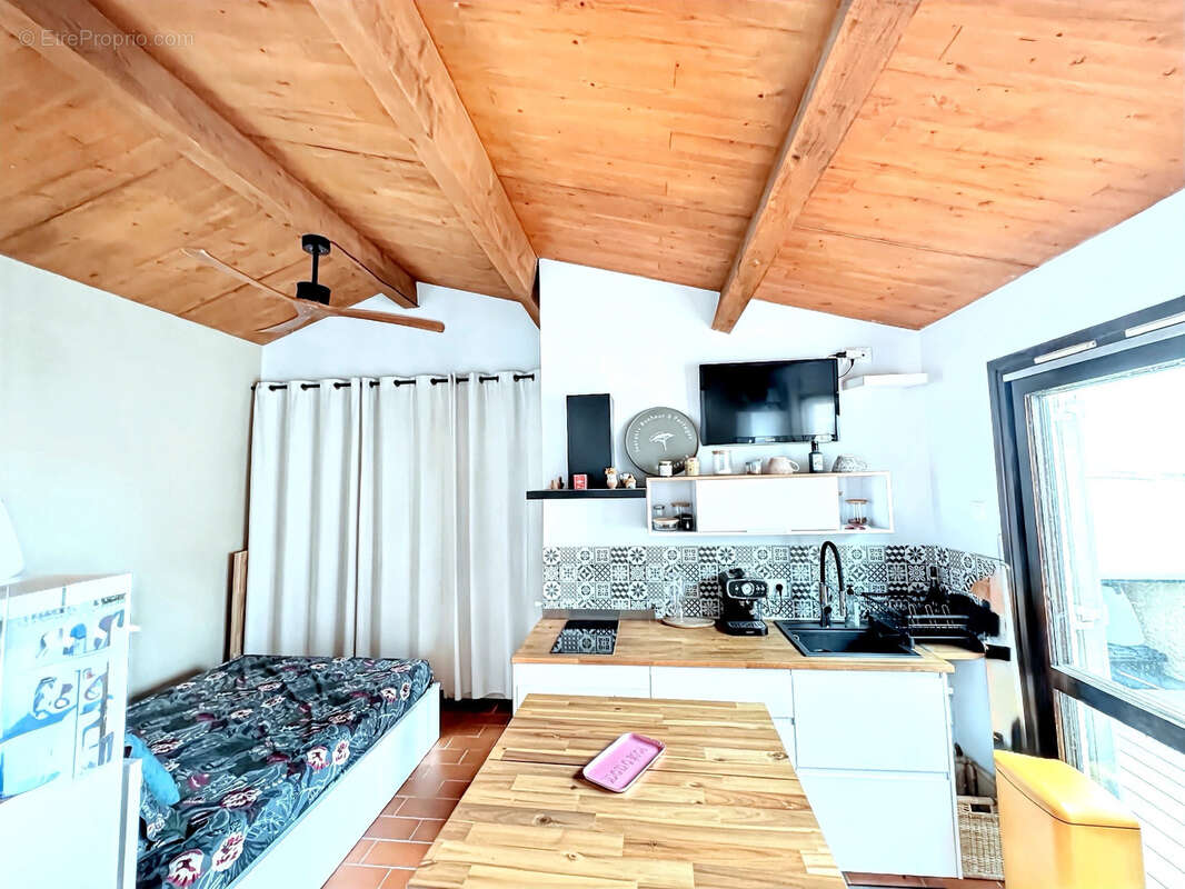 Appartement à LA LONDE-LES-MAURES