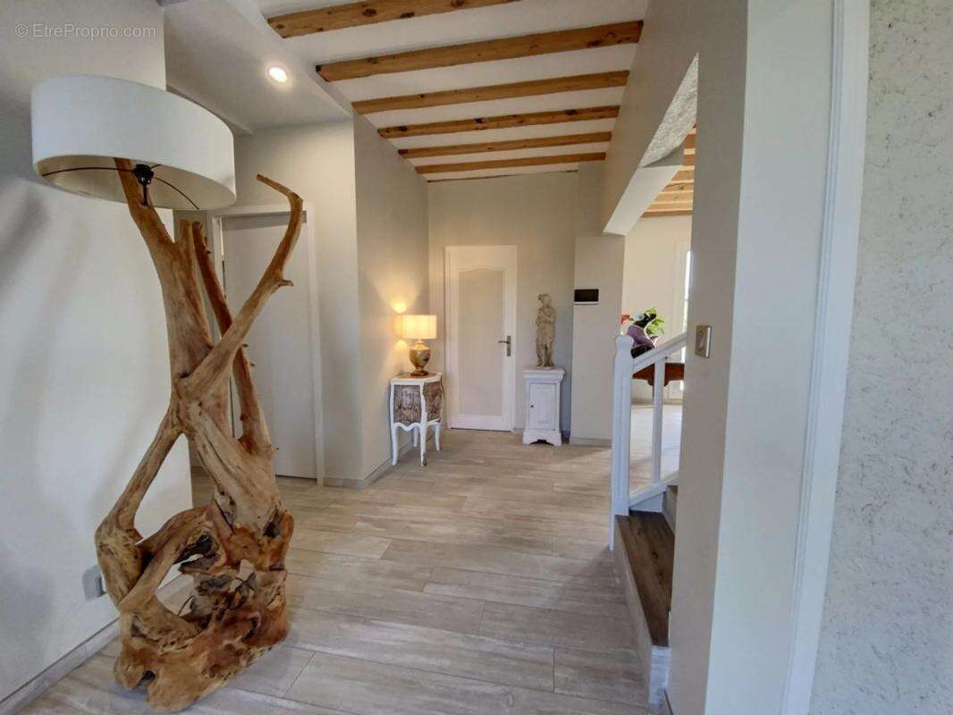 Maison à SAINT-FORGEUX-LESPINASSE