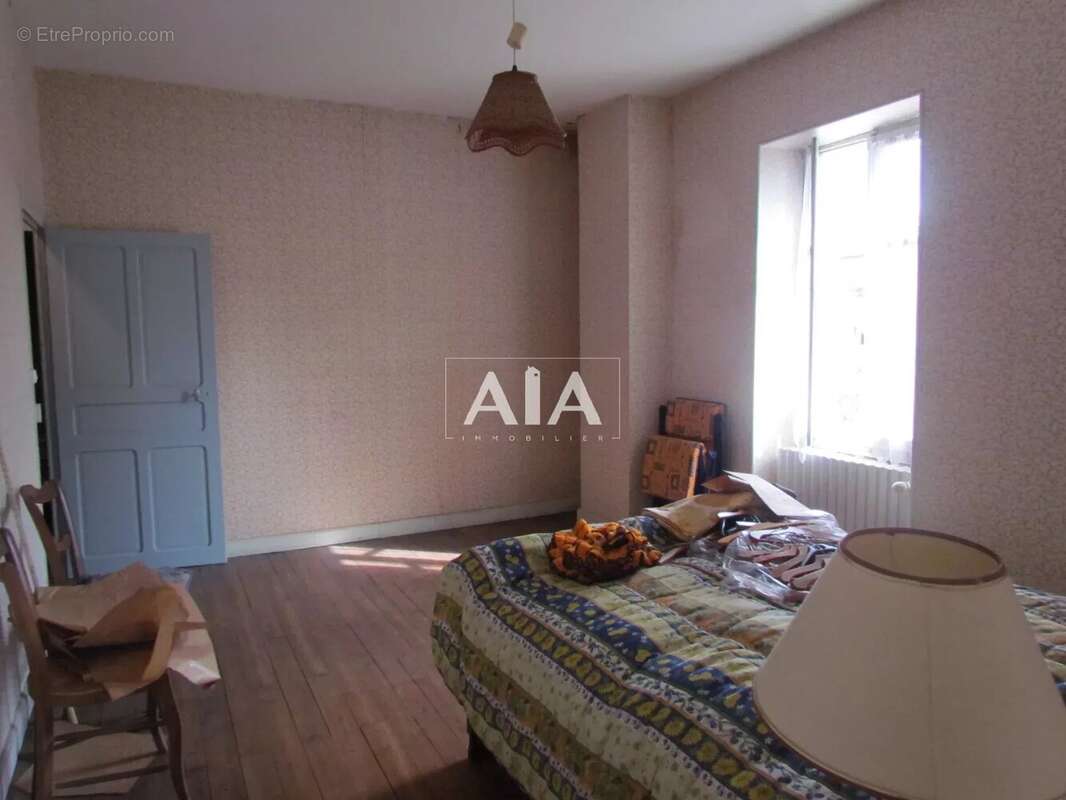 Maison à LIMALONGES