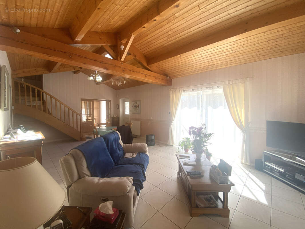 Maison à AIFFRES