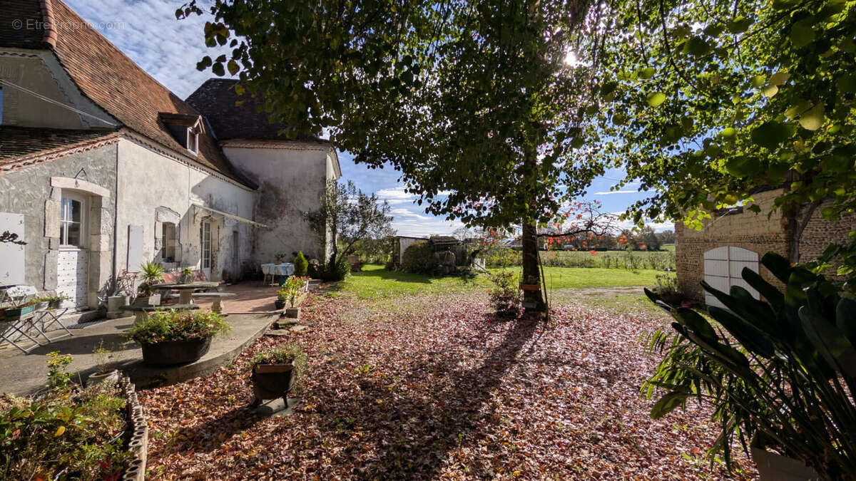 Maison à ARTHEZ-DE-BEARN