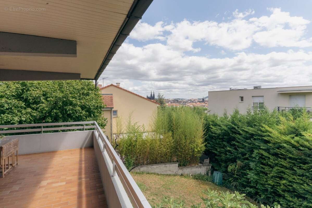 Maison à CLERMONT-FERRAND