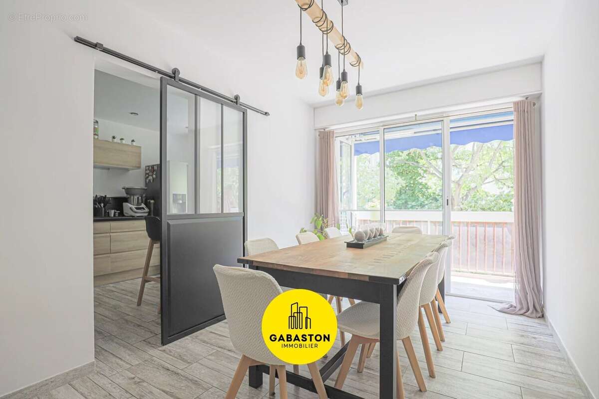 Appartement à MARSEILLE-10E