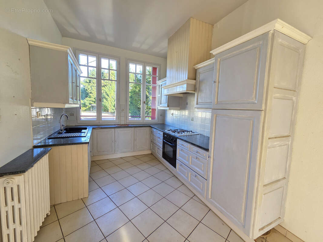 Maison à BELLERIVE-SUR-ALLIER