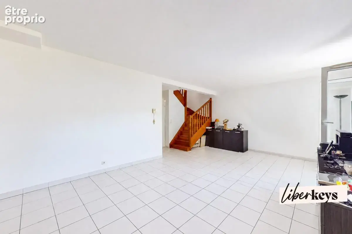 Maison familiale de 118 m² – 4 chambres – jardin – terrasse – garage - photo 3