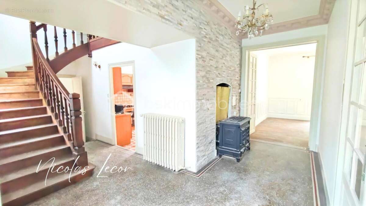 Maison à OUROUER-LES-BOURDELINS