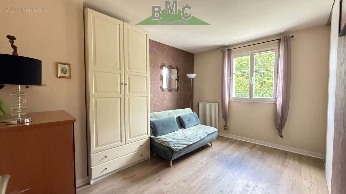 Maison à LE PLESSIS-BOUCHARD