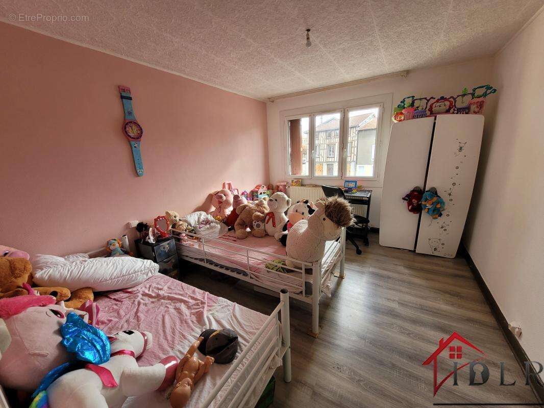 Appartement à WASSY