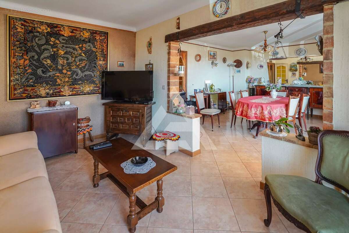 Appartement à CAP-D'AIL