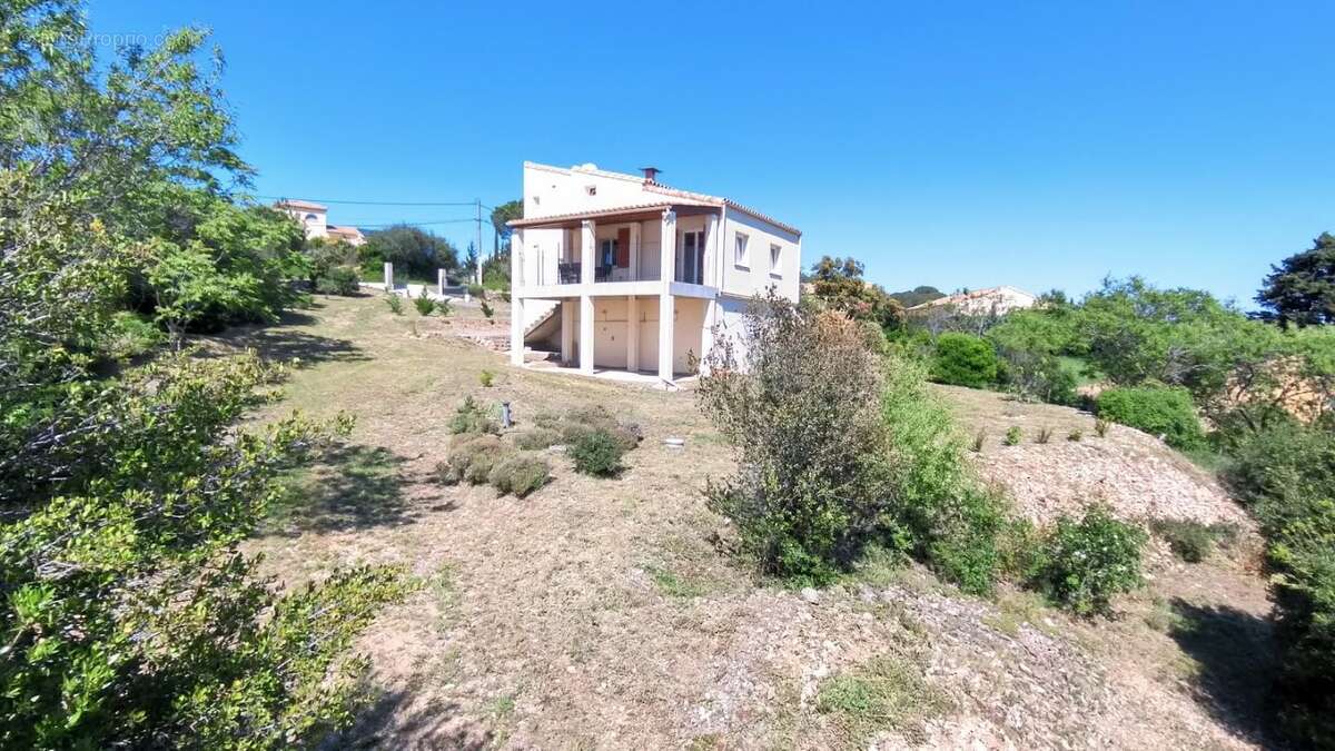 Maison 100 m² à Cesseras  - photo 229
