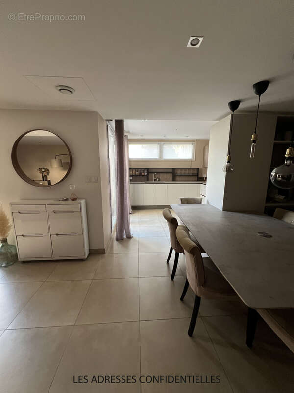 Appartement à SOUCIEU-EN-JARREST