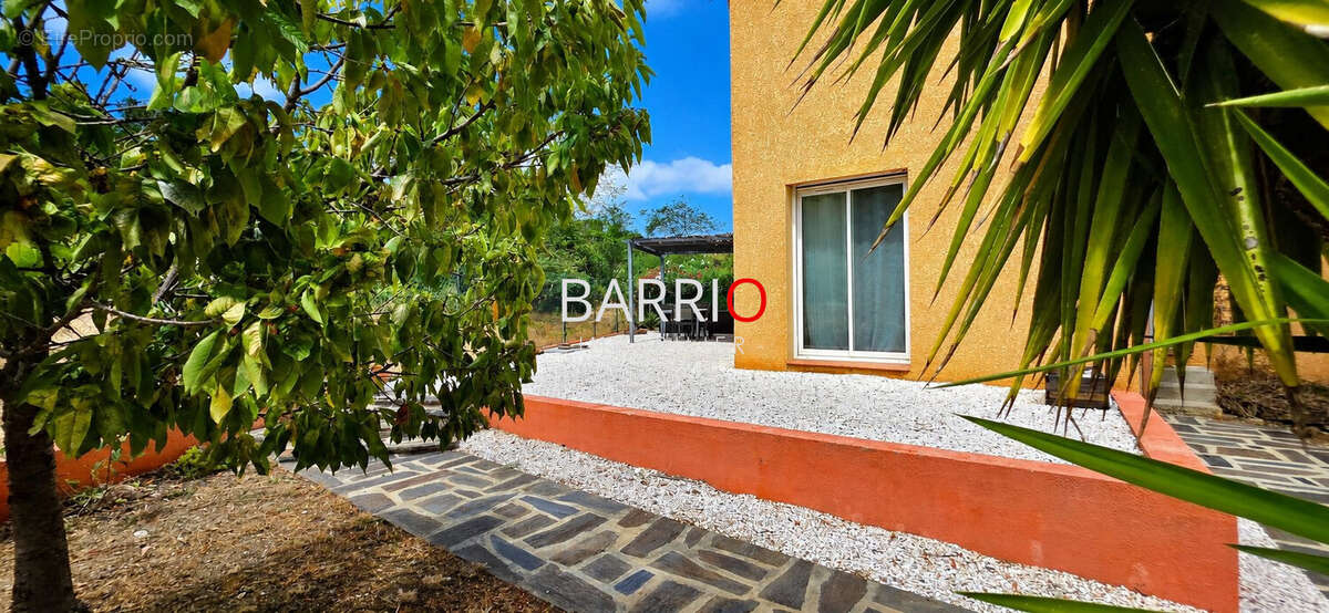 Maison 92 m² à Banyuls-Sur-Mer  - photo 2