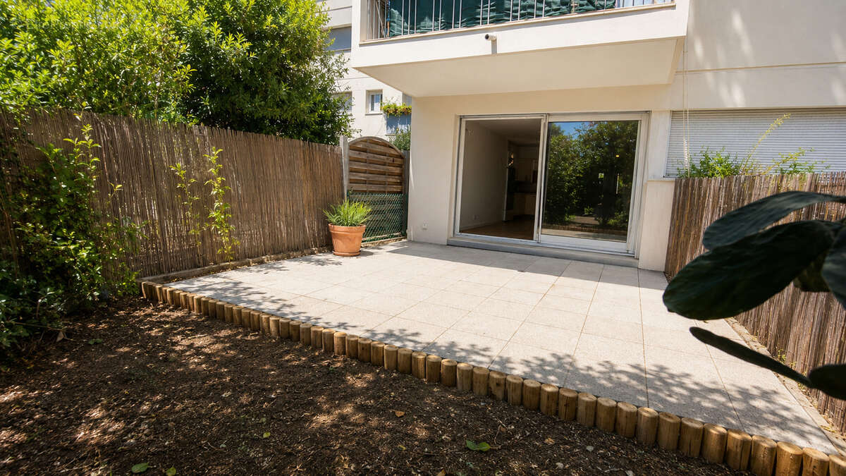 T2 avec jardin et terrasse proche plage SAINT-RAPHAEL - photo 5