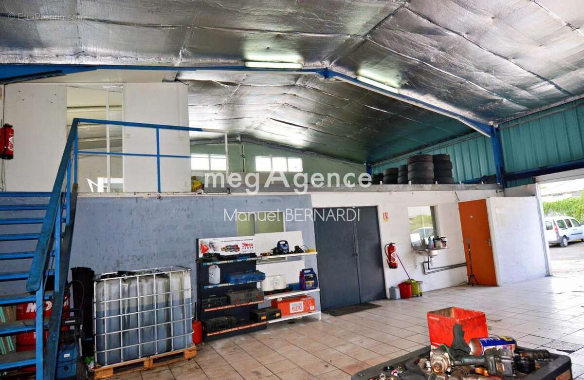 Commerce à PETIT-BOURG