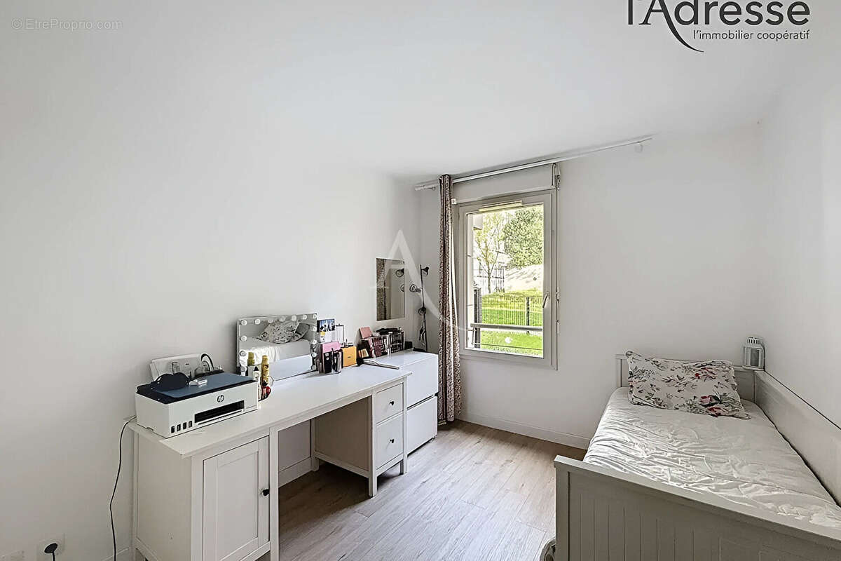 Appartement à SURESNES