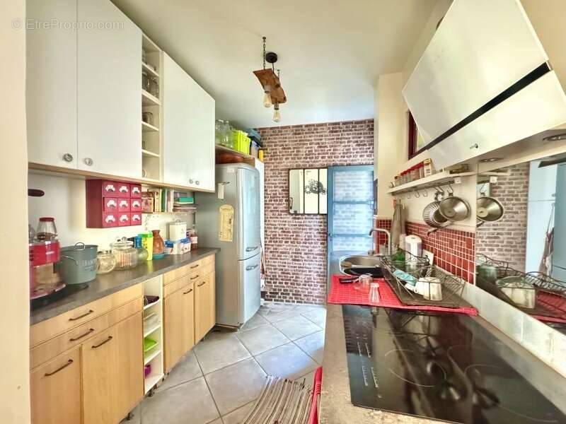 Appartement à AUBERVILLIERS