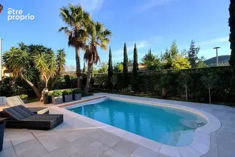 Maison 90 m² à Bormes-Les-Mimosas  - photo 2