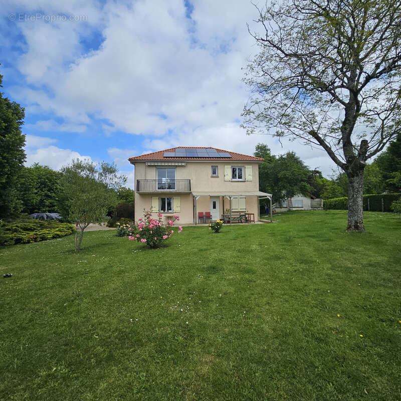 Autre à SAINT-GENCE