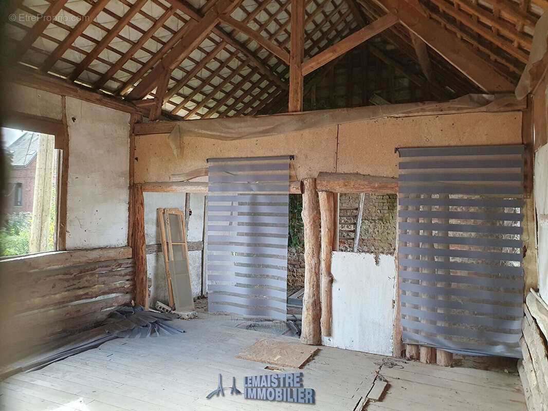 Terrain à SAINT-ROMAIN-DE-COLBOSC