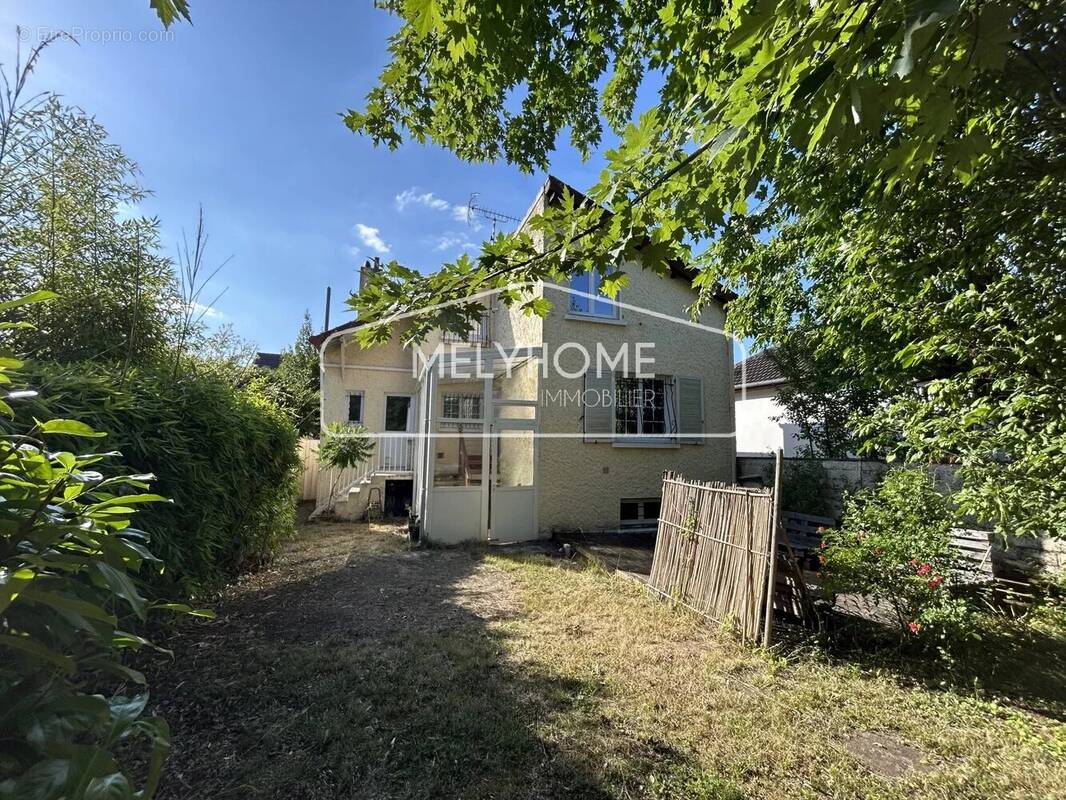 Maison à RAMBOUILLET